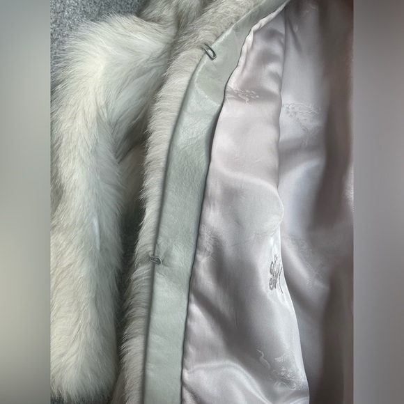 Vintage Fur Coat with Earmuffs - Picture 7 of 11